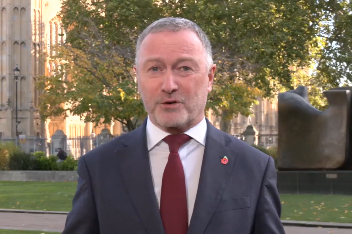 WATCH: Labour will build 'modular homes on ex-military bases' for migrants, says Steve Reed