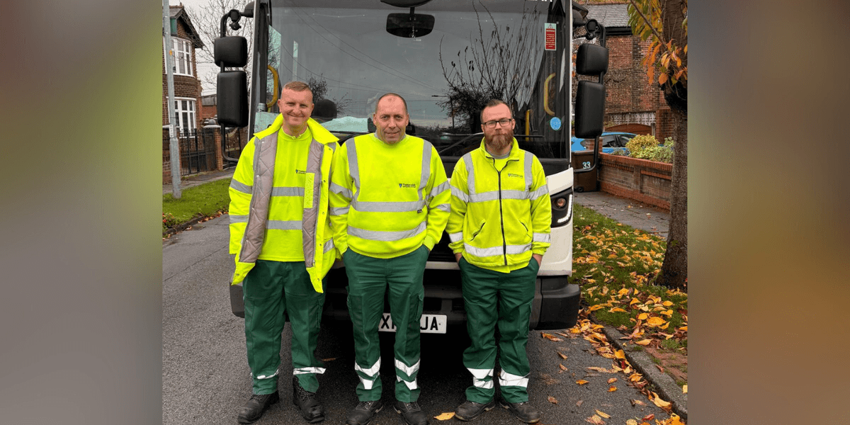 Kindhearted binmen rush over to help pensioner who had fallen as daughter praises ‘amazing’ actions Kindhearted binmen rush over to help pensioner who had fallen as daughter praises ‘amazing’ actions
