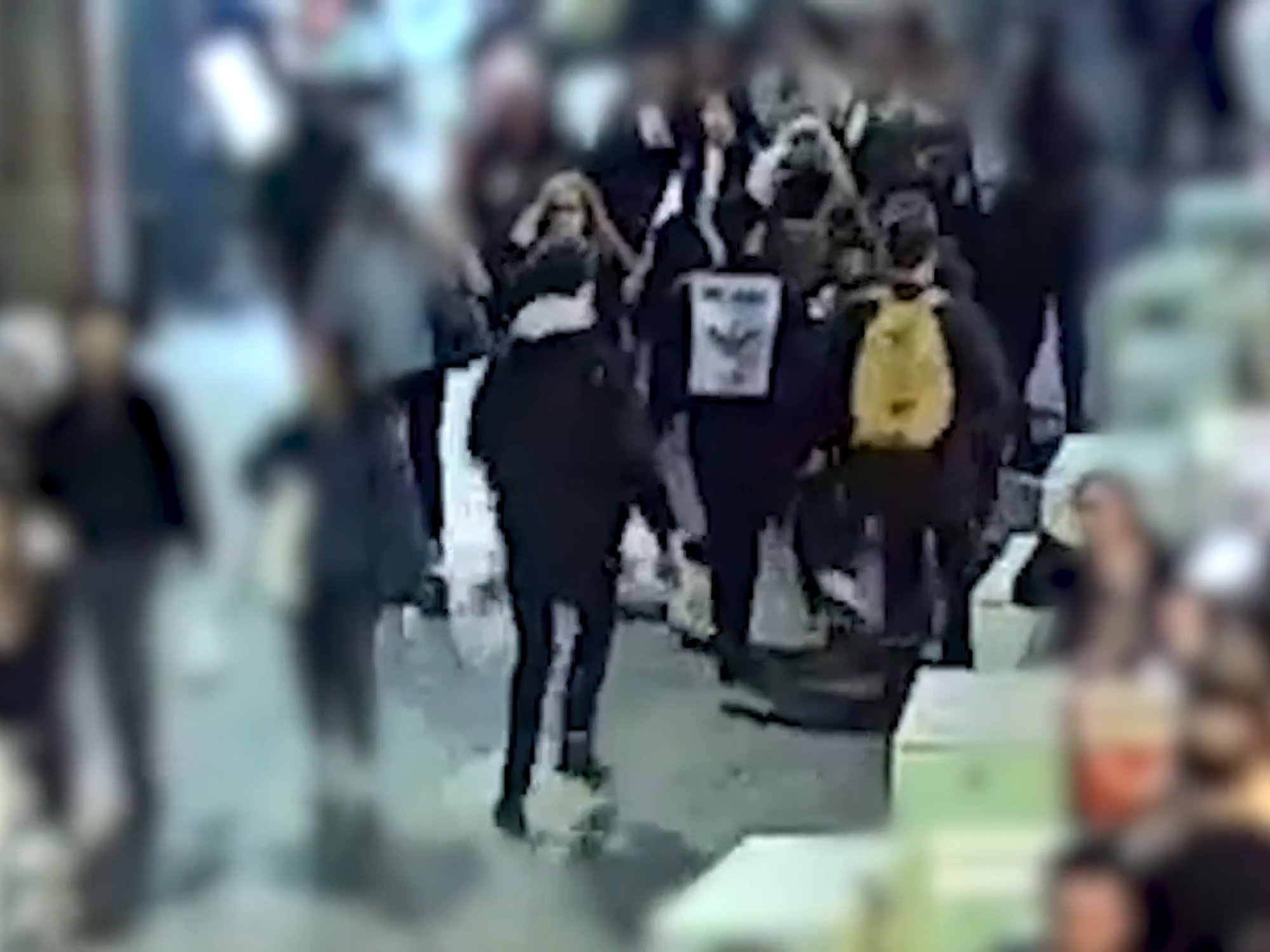 WATCH: Pickpockets get instant comeuppance after being caught red-handed by police