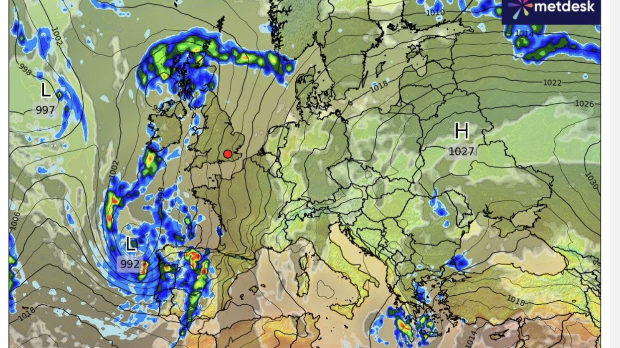 UK weather: Britain could face serious flood risks as giant 'supermoon' draws high spring tides