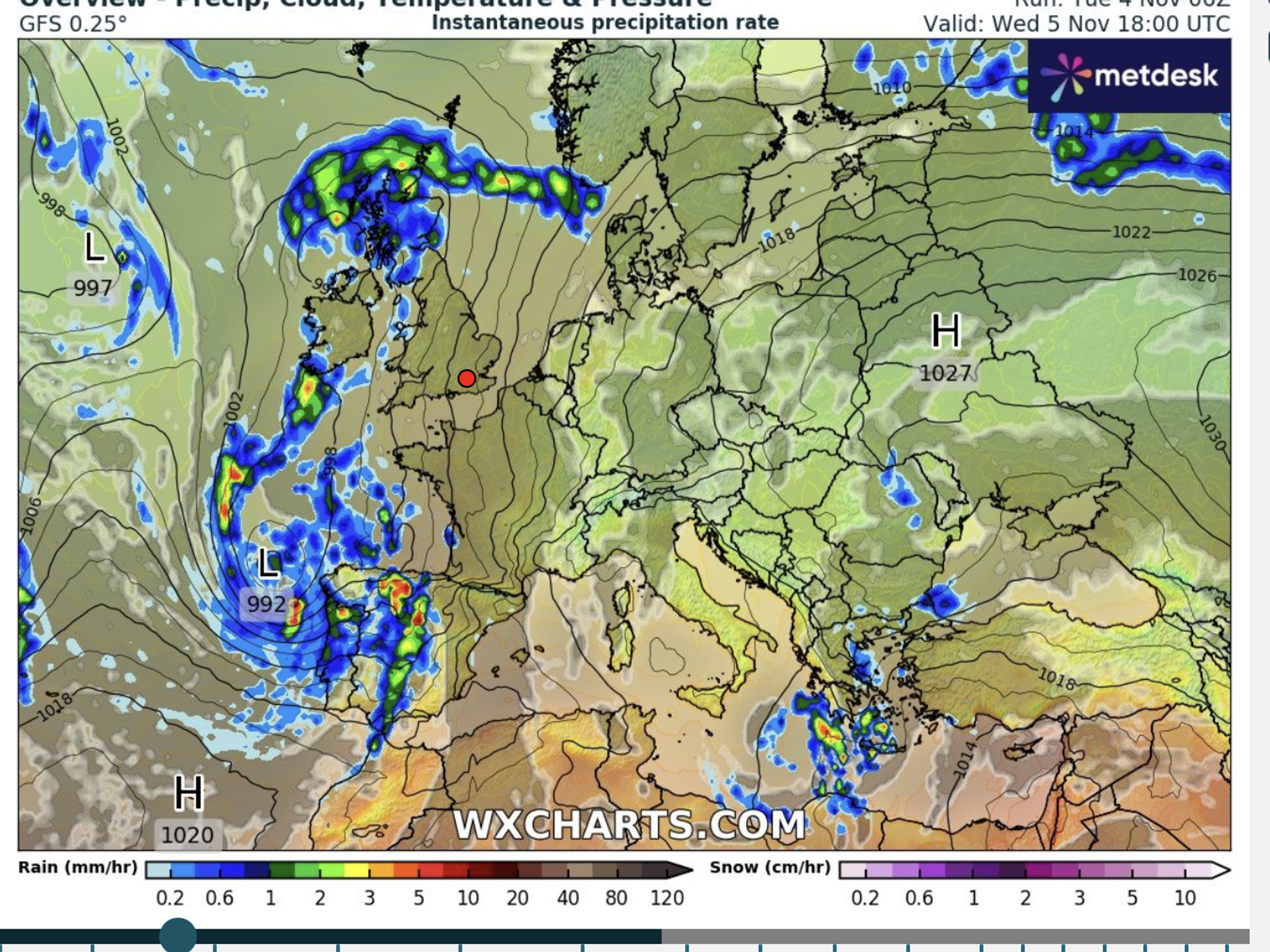 UK weather: Britain could face serious flood risks as giant 'supermoon' draws high spring tides