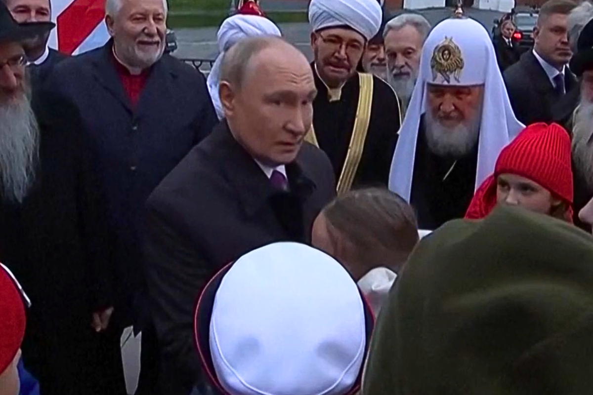 Vladimir Putin humbled in public as schoolgirl, 11, rips into Russian failures to his face