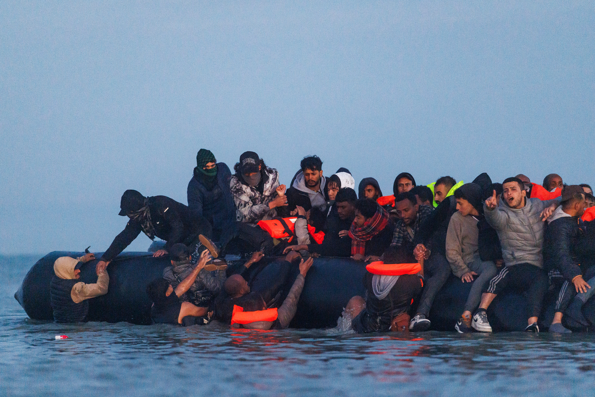 Migrants set to be paid £3,000 of YOUR money to start a business in their home countries