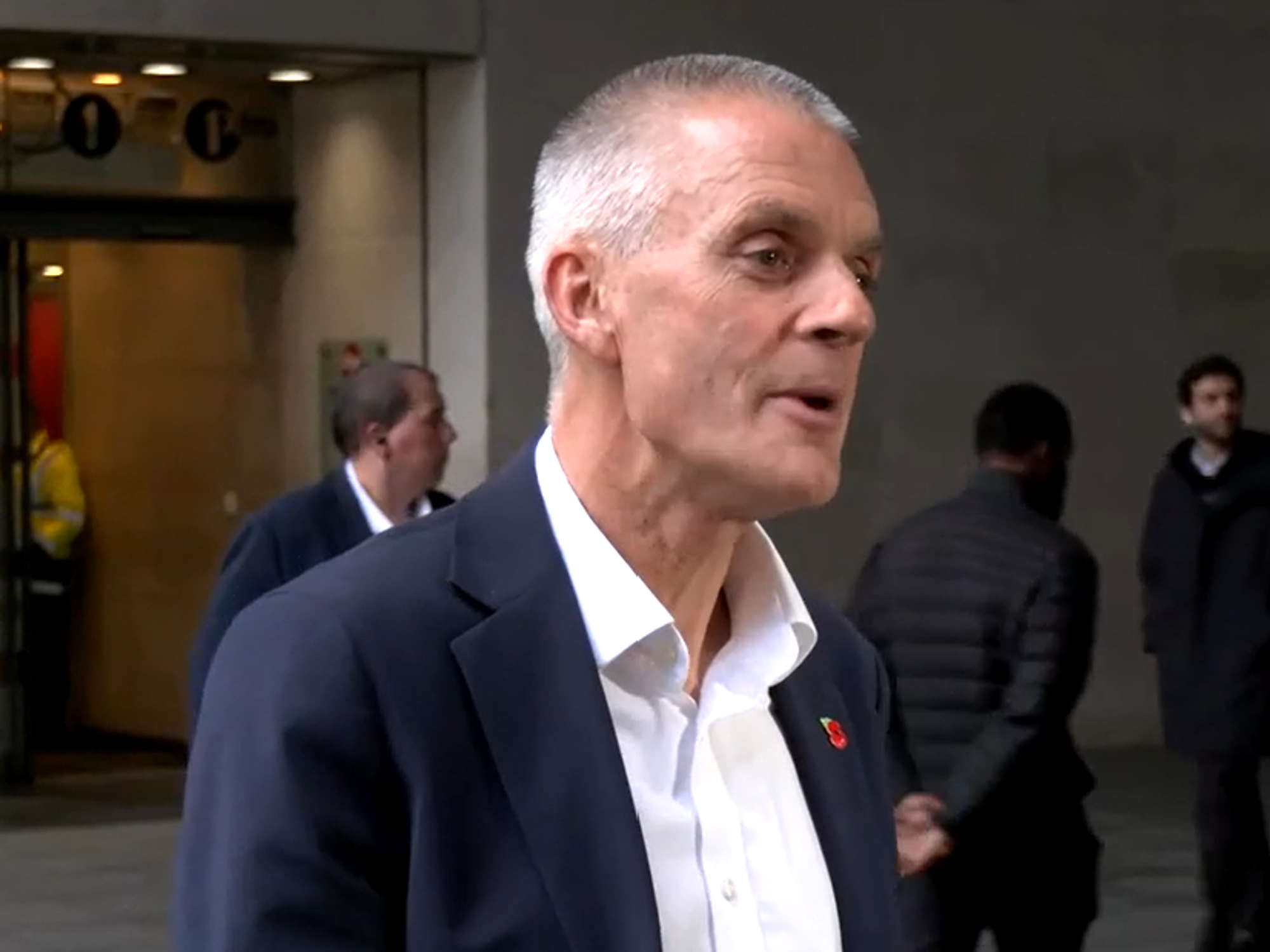 Tim Davie tells BBC staff to 'stand up for journalism' in farewell message