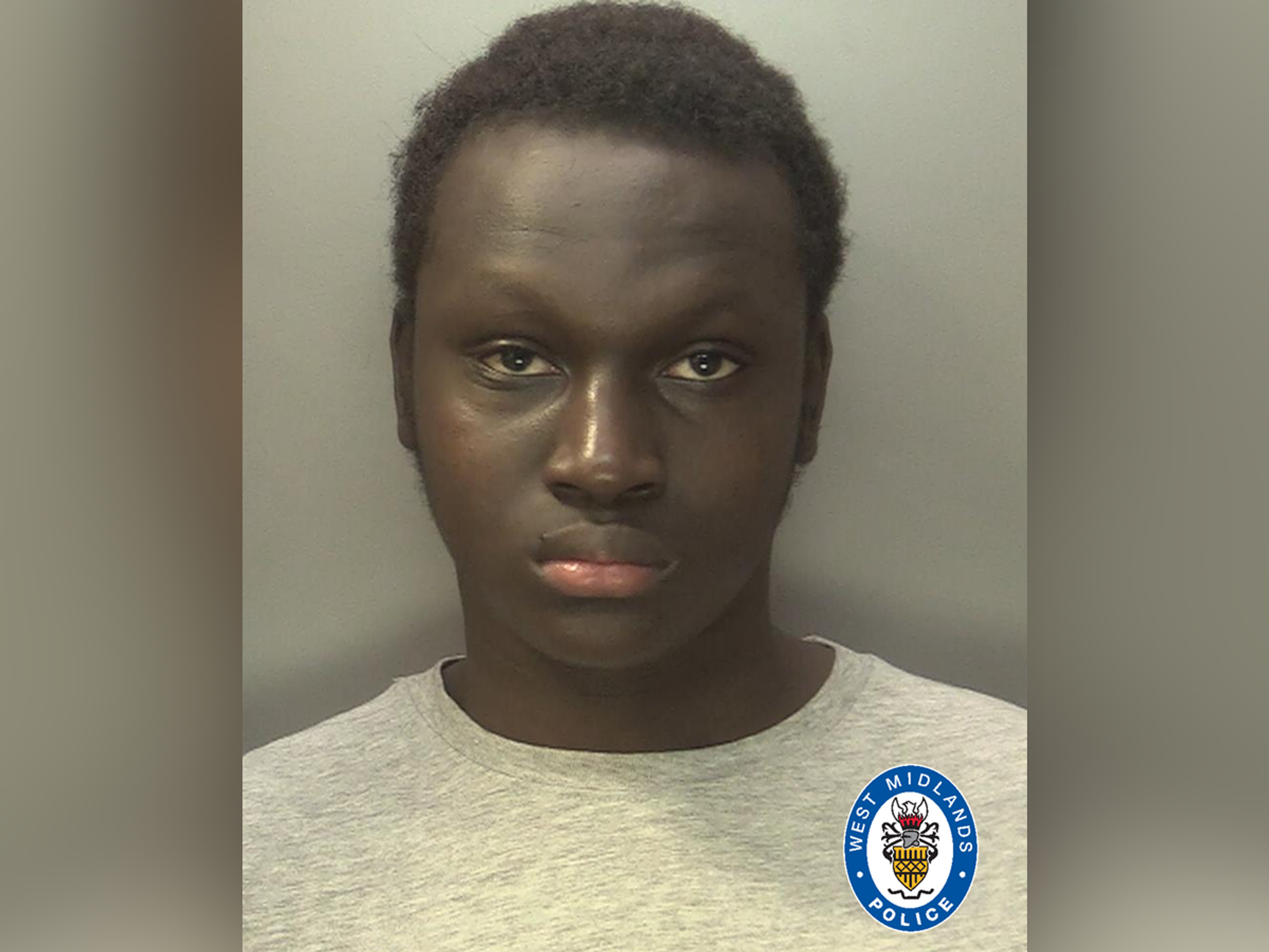 Police launch manhunt for teenage suspect after man stabbed to death in 'violent attack'