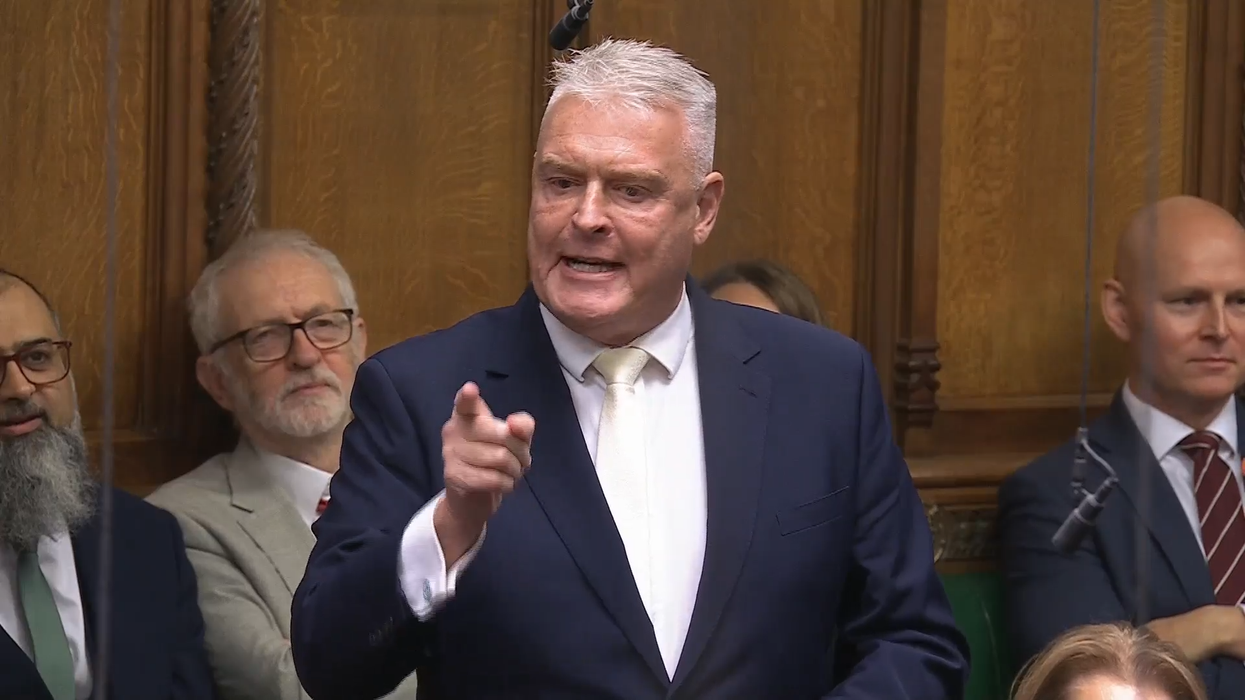 WATCH: Lee Anderson lashes out at Keir Starmer in bitter PMQs clash