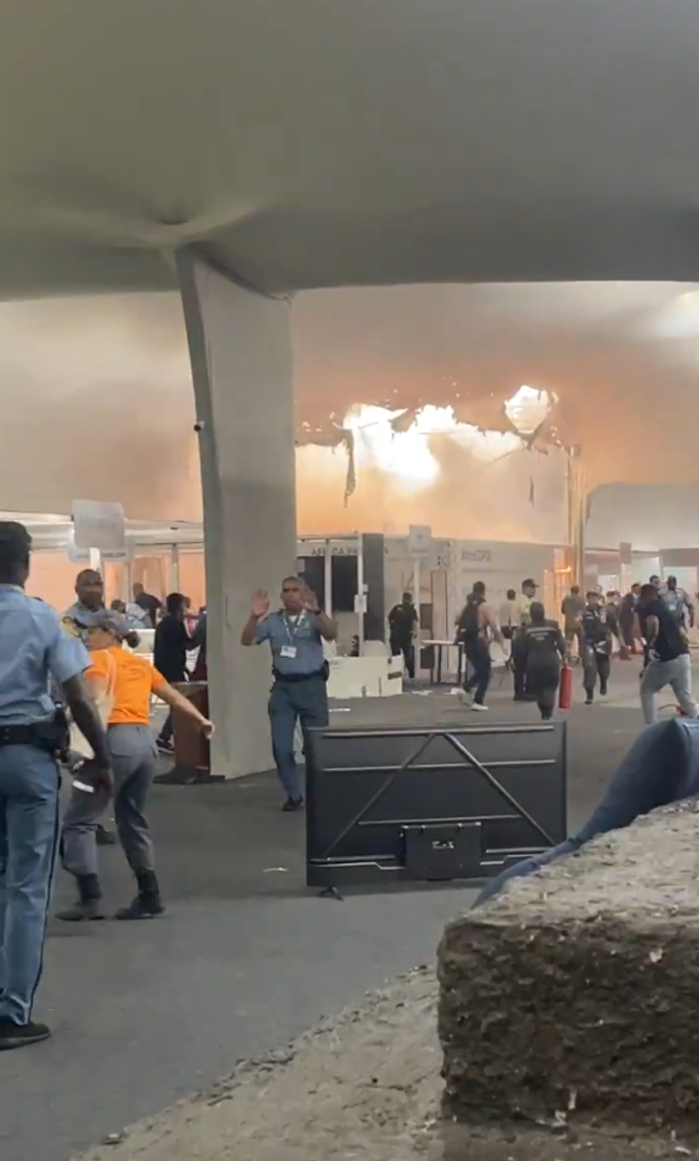 Huge fire erupts at Cop30 climate summit in Brazil