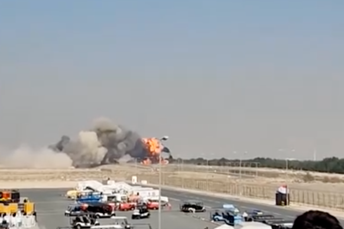 Pilot dies after combat jet crashes at Dubai air show in front of crowd of spectators