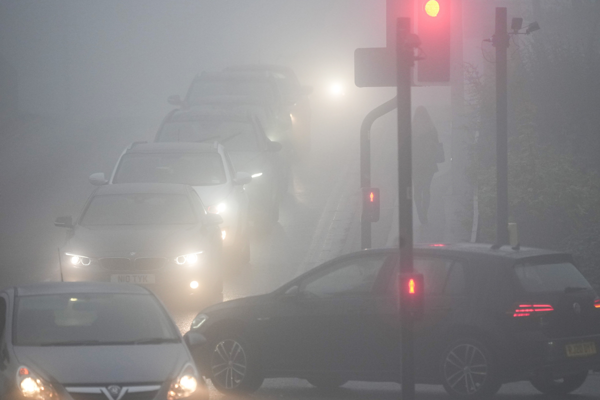 Met Office issues yellow weather alert for fog as Britons warned of travel delays