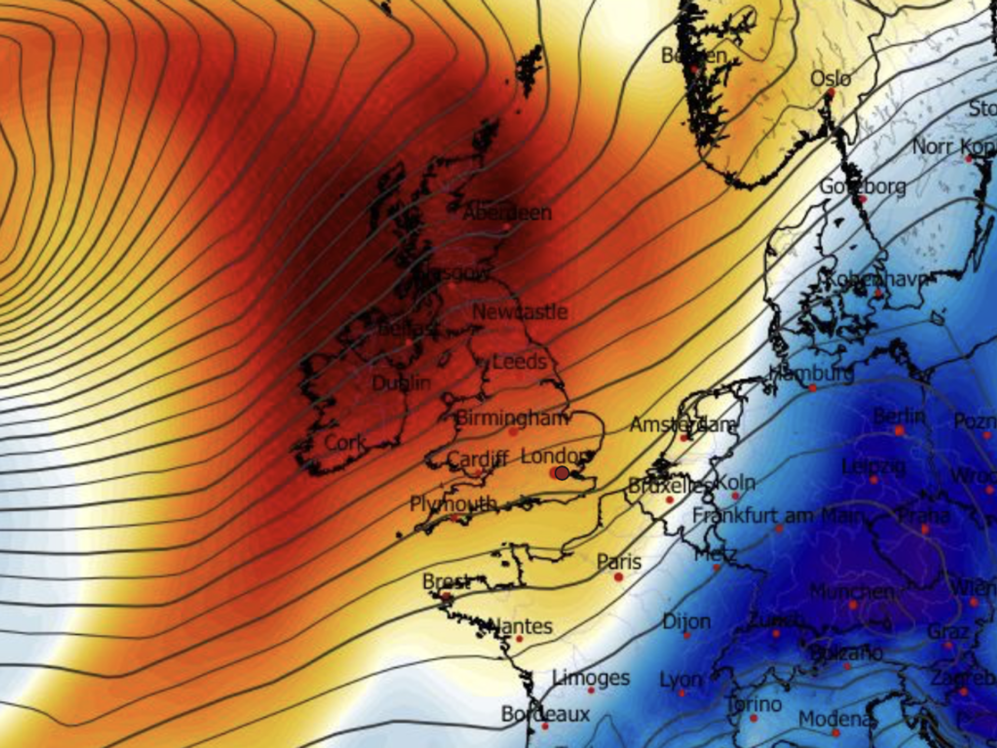Britain heating up under glow of 1,500-mile ‘warm-sector’ pulled on tail of Atlantic storm