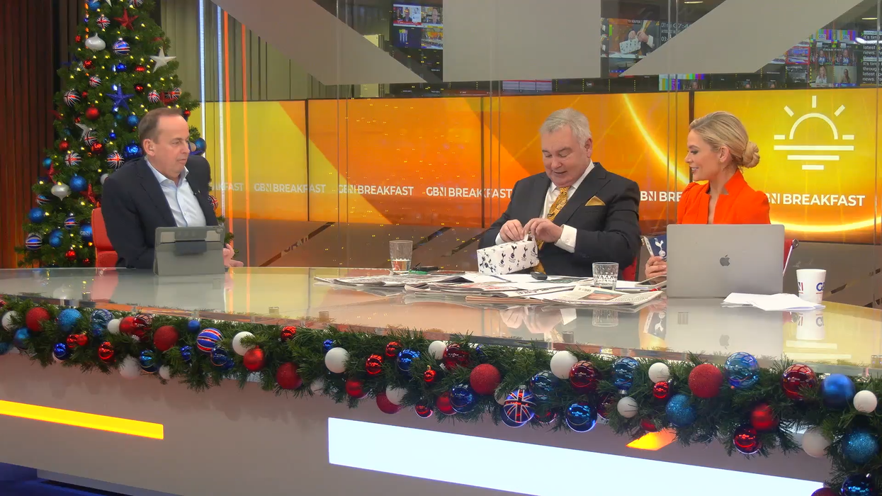 WATCH: Eamonn Holmes opens special birthday present from Paul Coyte - 'That's joyous!'