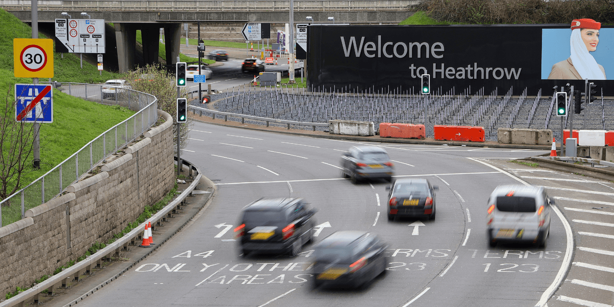 Drivers now face £80 fines for ‘long goodbyes’ at Heathrow Airport in major eco-push Drivers now face £80 fines for ‘long goodbyes’ at Heathrow Airport in major eco-push