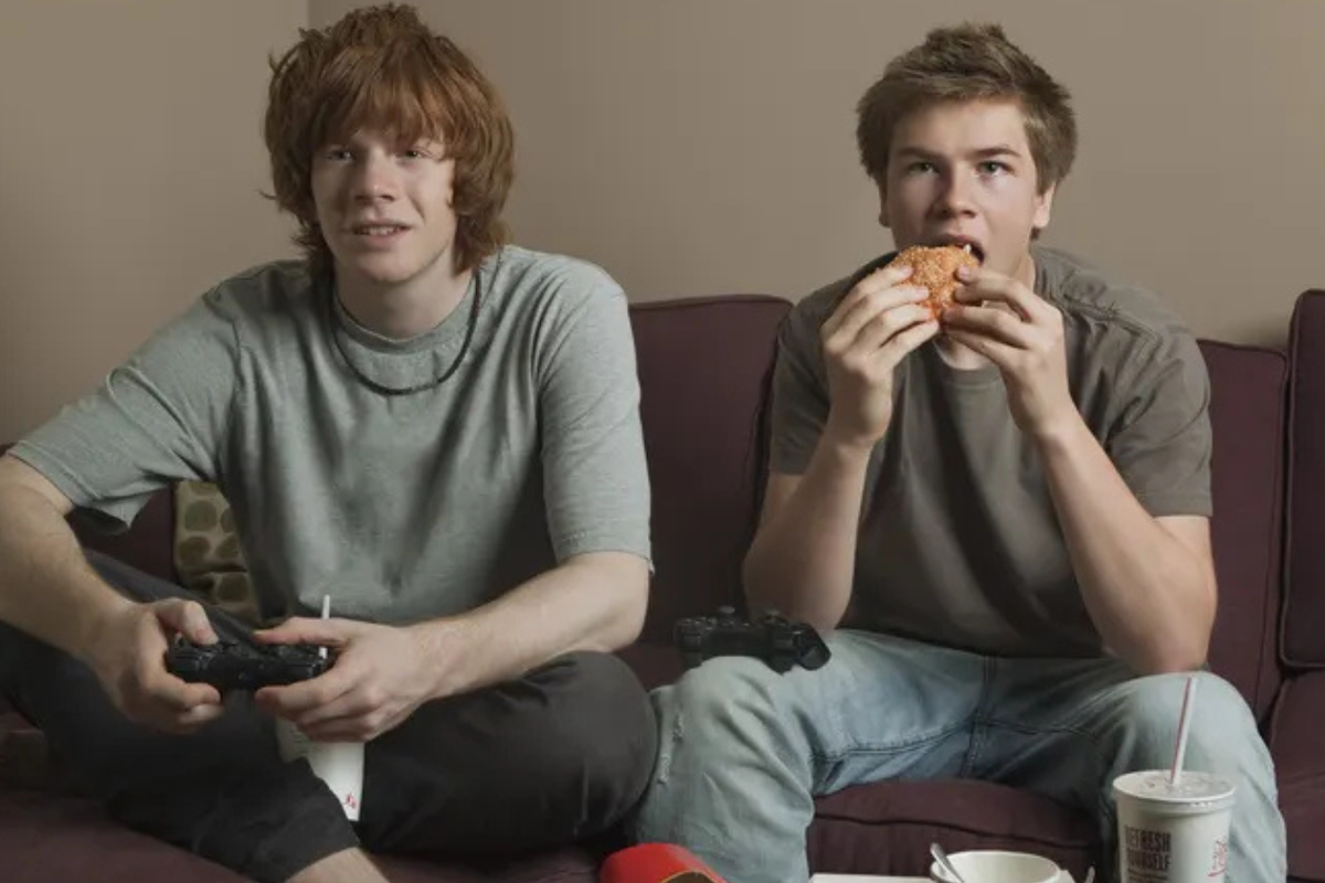 Young Britons on benefits to be offered construction and care roles in bid to tackle unemployment