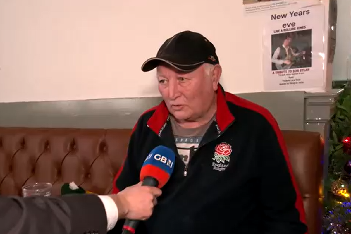 WATCH: Derbyshire pensioner slams Labour as he issues dire pub warning to Britons