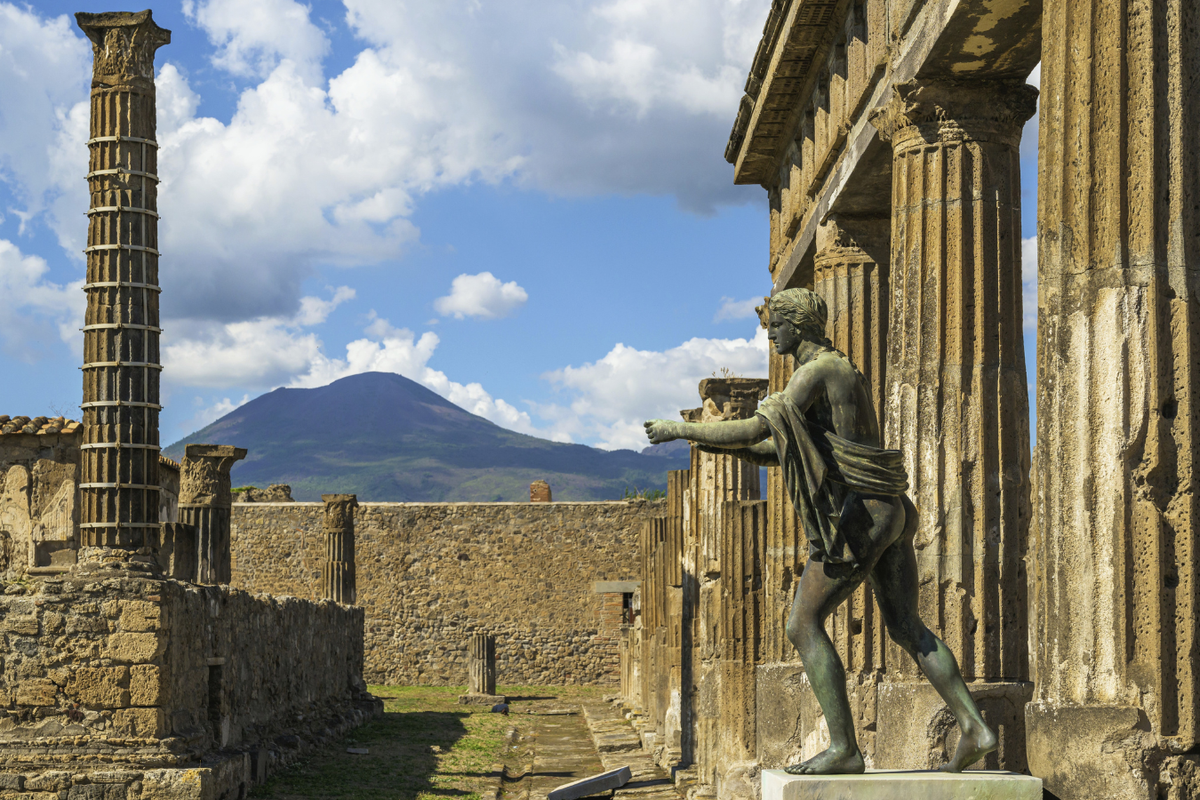 Archaeologists solve ancient mystery of how Roman Empire was built after Pompeii discovery