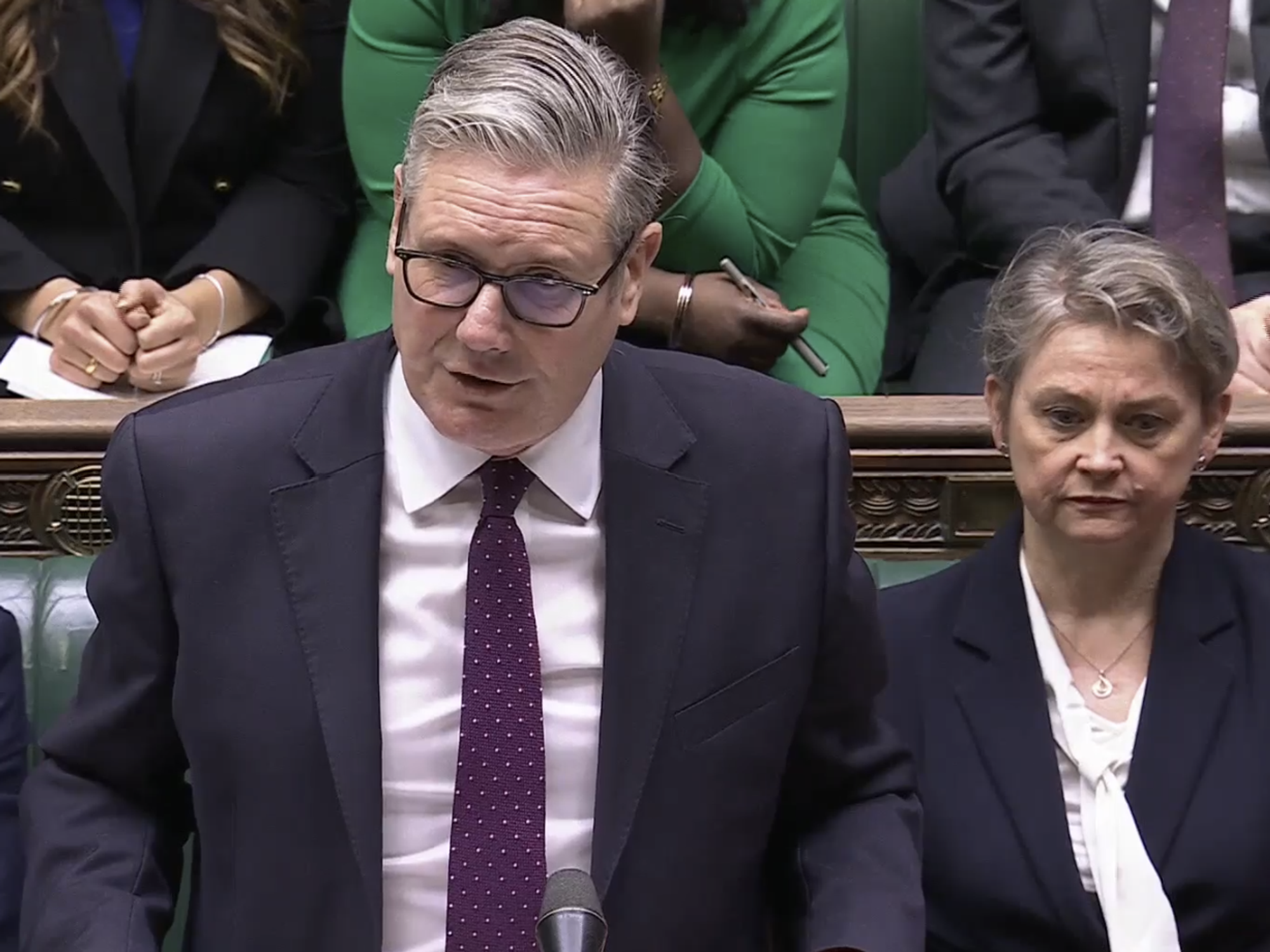 Politics LIVE: Nigel Farage stages Commons walkout over 'rigged' Labour in final PMQs of 2025