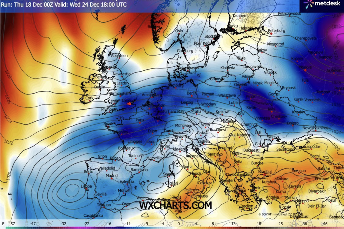 UK weather: Britain to be bashed with an eruption of thunder before temperatures plunge for bitterly cold Christmas