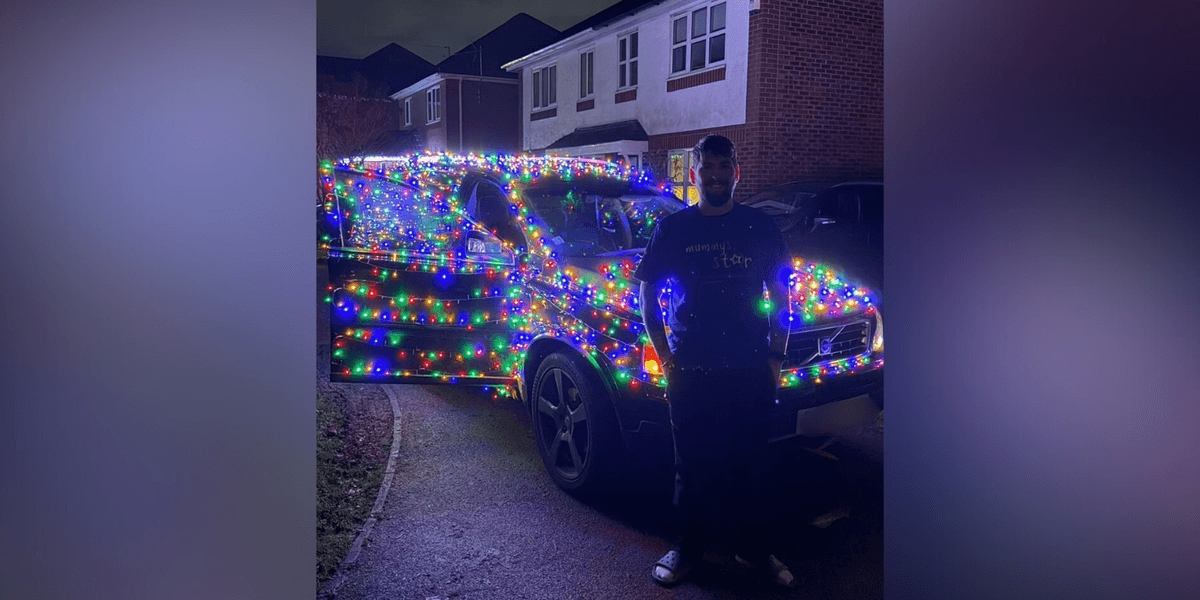 Cheshire news: Man covers car in Christmas lights to raise money for charity after sister’s death Cheshire news: Man covers car in Christmas lights to raise money for charity after sister’s death