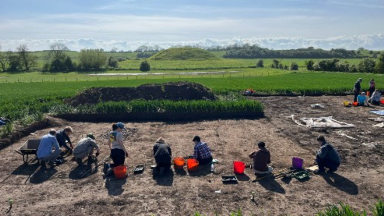 Archaeologists may have found hall belonging to England's last Anglo-Saxon king
