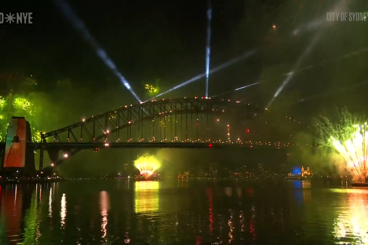 WATCH: Sydney celebrates the New Year with iconic firework display