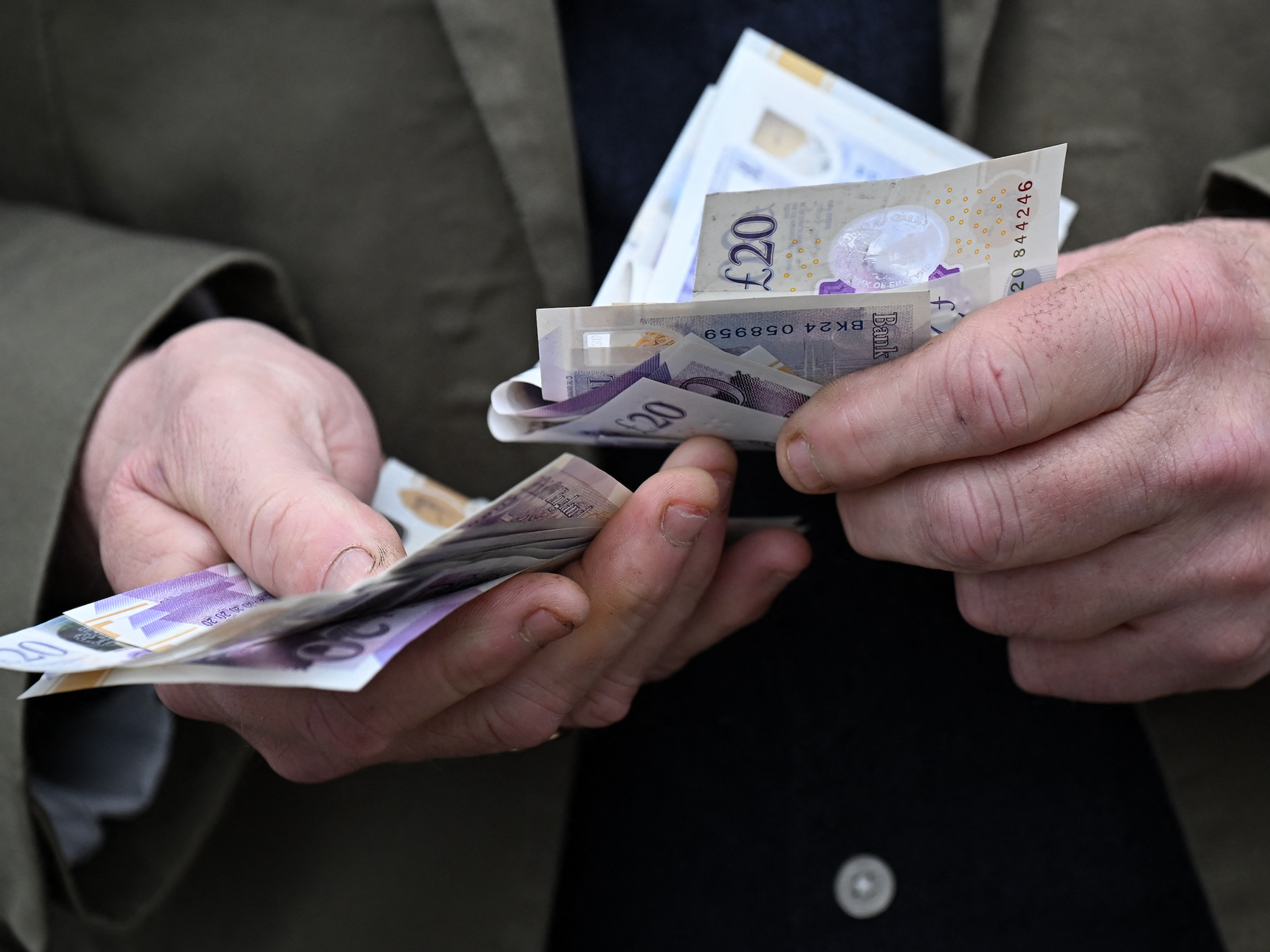 POLL: Do you think you will be richer or poorer by the end of this year? YOU DECIDE