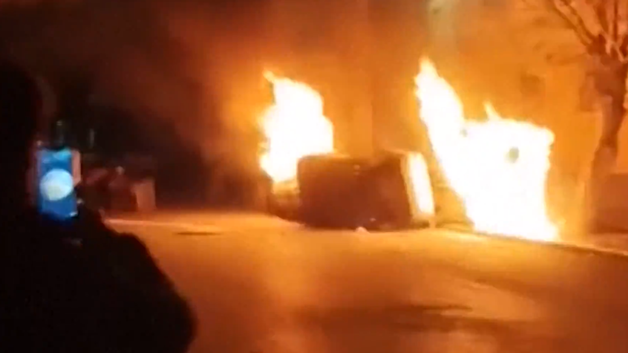 WATCH: Iranians STORM government offices as Tru...