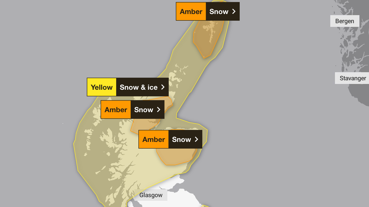 UK weather: Met Office issues THREE amber warnings as snow sparks disruption alert