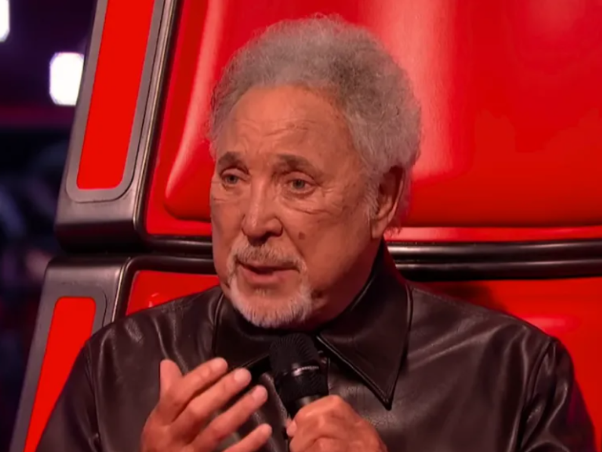 Sir Tom Jones 'disheartened' as he's forced to issue 'sad' statement to fans after worrying news:...