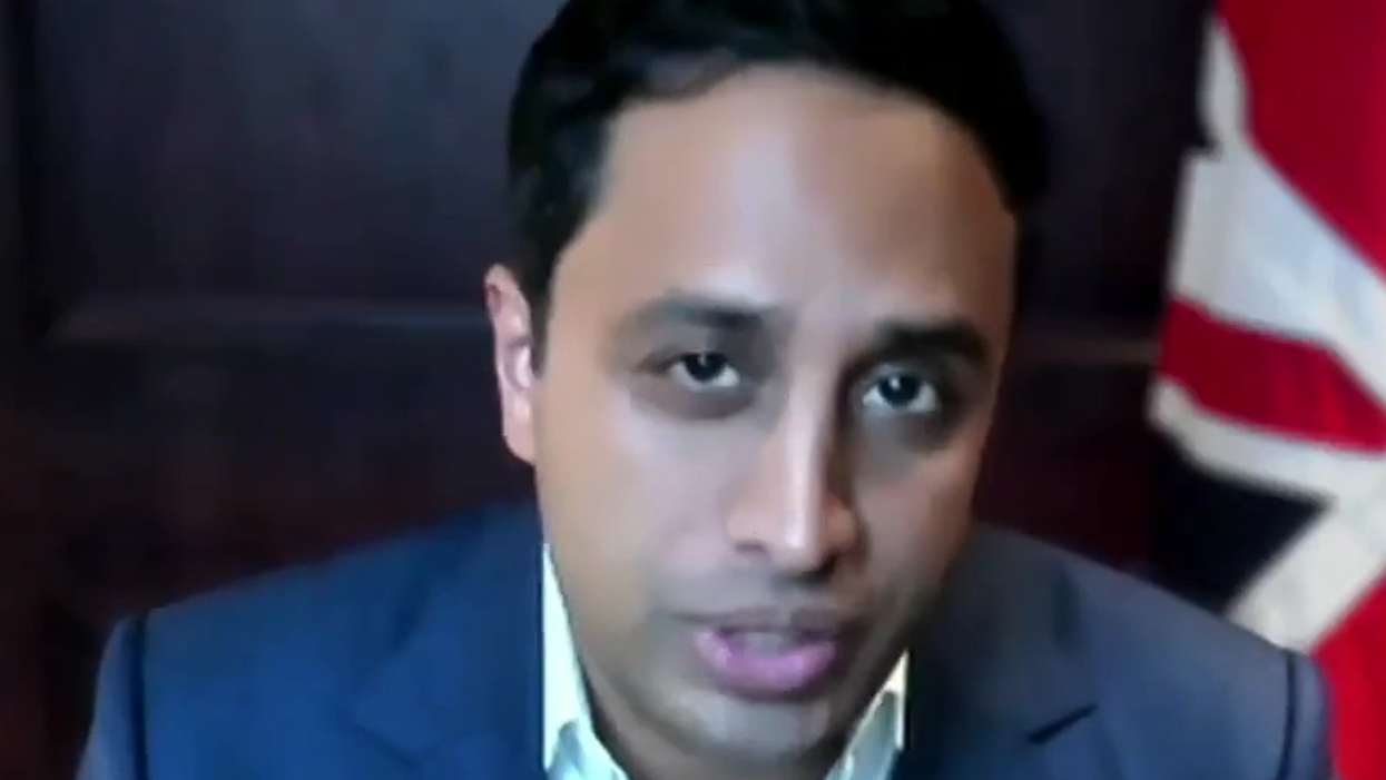 ‘A democratic outrage!’ Zia Yusuf accuses Keir Starmer of ‘dragging the UK back into EU’