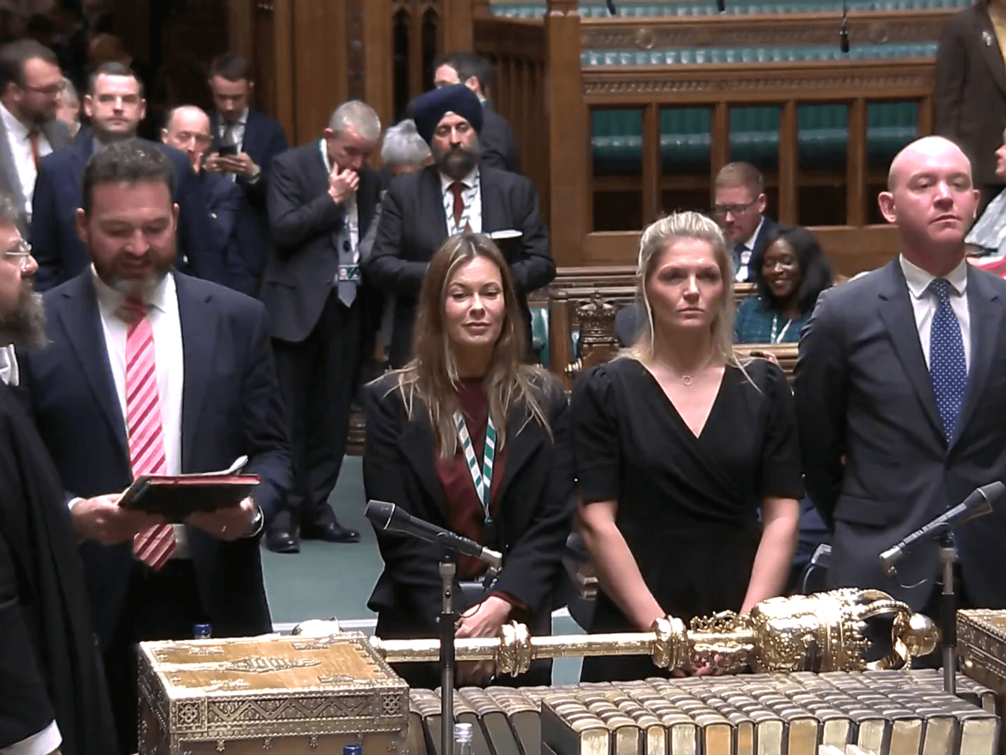 MPs vote down amendments to ‘frustrate Chagos surrender’ as two Labour rebels defy PM over 'weak' deal