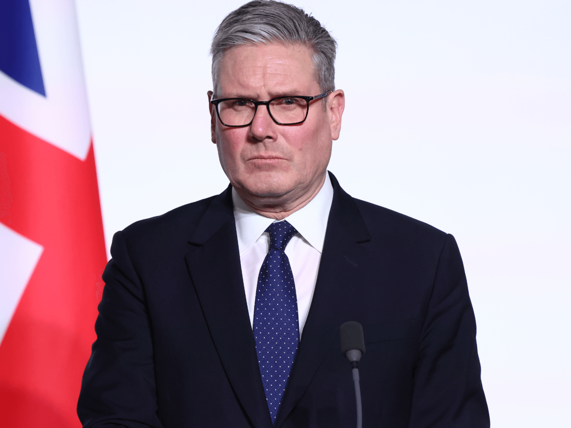 Keir Starmer refuses to ‘choose between’ US or China ahead of Beijing visit