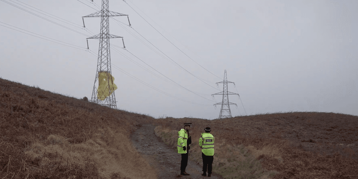 Two people confirmed dead after aircraft crashes near UK beauty spot Two people confirmed dead after aircraft crashes near UK beauty spot