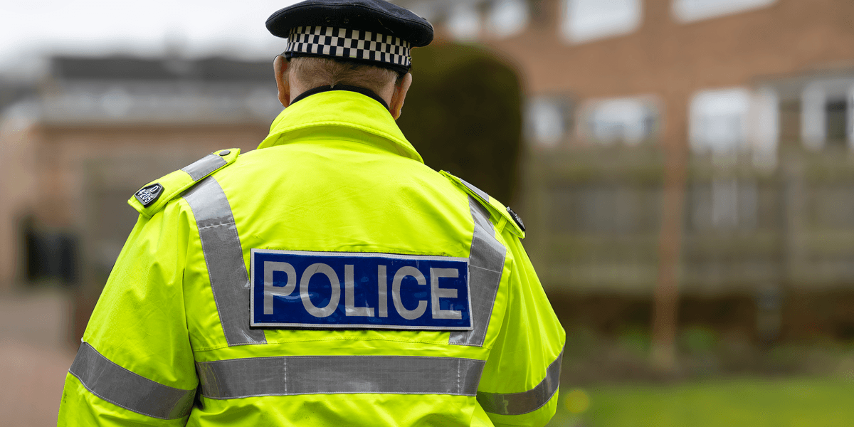 Police sergeant sacked after launching campaign of abuse at driving school following son’s failed test Police sergeant sacked after launching campaign of abuse at driving school following son’s failed test