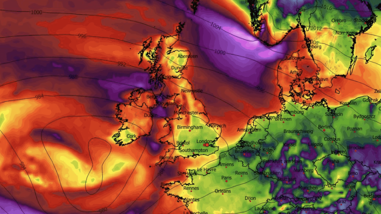 UK weather: Storm stalled off British coast threatens turbulent weekend of gale-driven downpours and snow