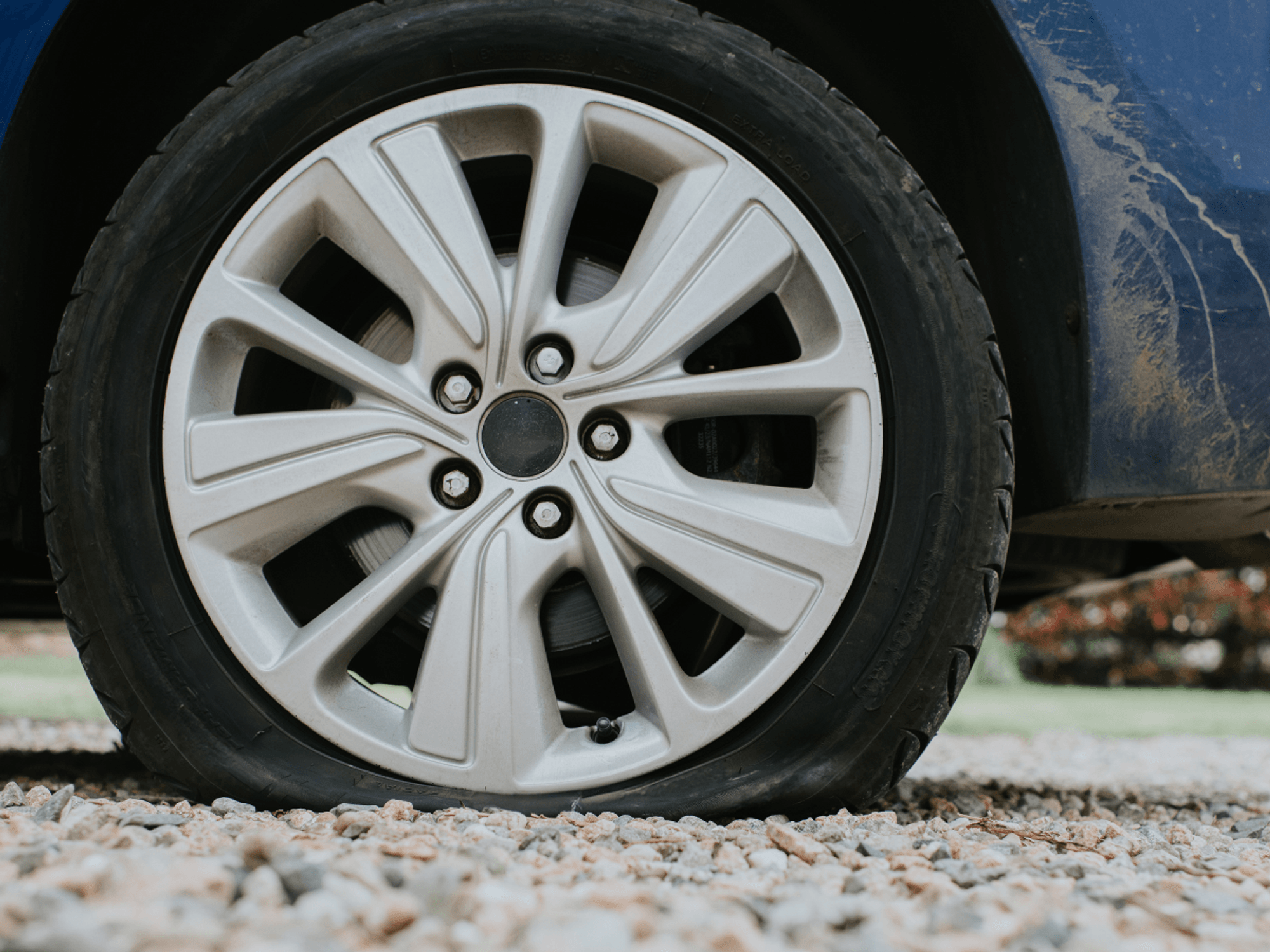 Neighbour row erupts as driver damages his car after reversing onto homeowner's driveway