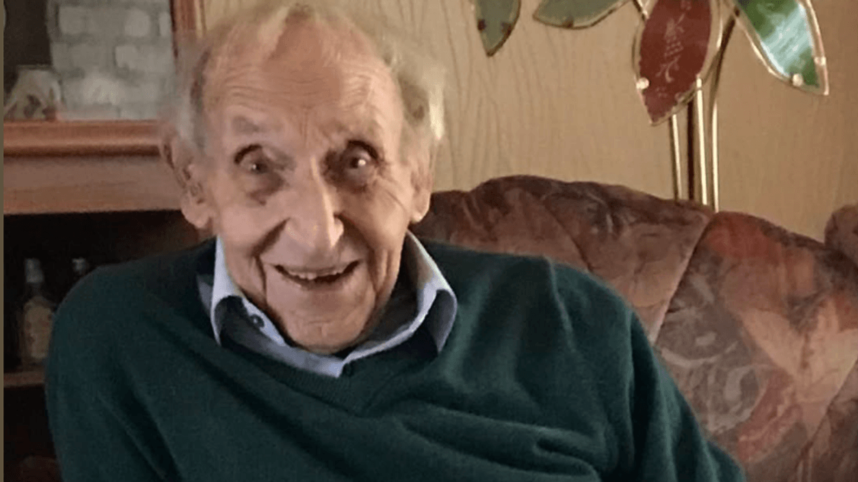 D-Day veteran who jumped into Normandy on daring pathfinding mission dies aged 99