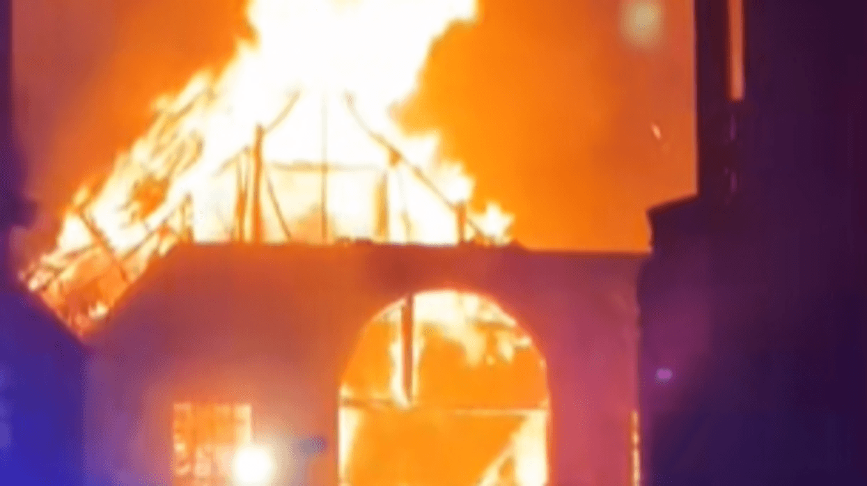 Huge blaze engulfs London church as 70 firefighters rush to tackle raging inferno