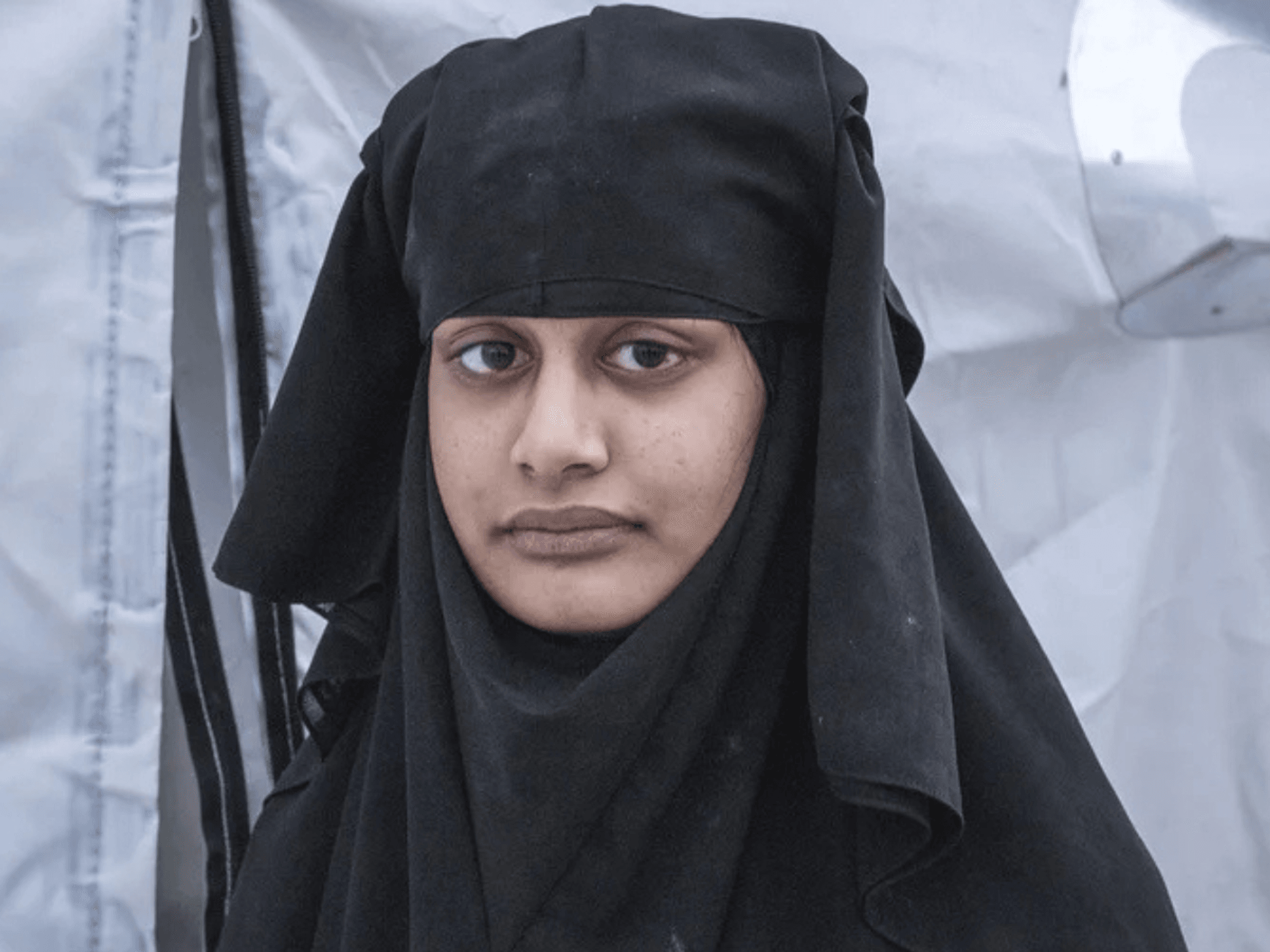 Shamima Begum ‘plotting to pay people smugglers’ as Isis bride eyes ‘loophole’ to force return to Britain