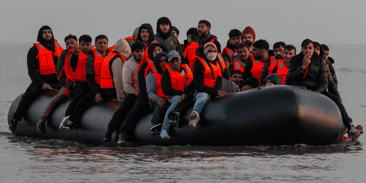 France fails to stop two-thirds of small boat crossings as Keir Starmer told to STOP paying Emmanuel Macron France fails to stop two-thirds of small boat crossings as Keir Starmer told to STOP paying Emmanuel Macron