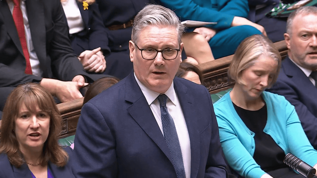 Politics LIVE: Keir Starmer PAUSES Chagos deal with Mauritius as Maldives set to launch counter-claim over islands