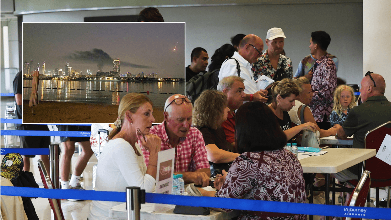 Hundreds of thousands of Britons 'could be stranded indefinitely' in the Gulf as ministers scramble to bring them home