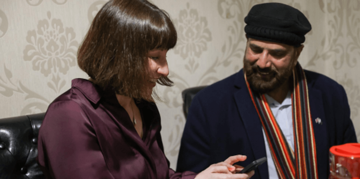 Rachel Reeves pictured with Muslim ‘fanatic’ accused of spreading 9/11 conspiracy theories Rachel Reeves pictured with Muslim ‘fanatic’ accused of spreading 9/11 conspiracy theories