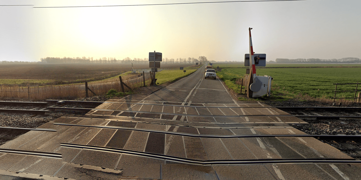 One person killed and another injured after train crashes into car at Cambridgeshire level crossing One person killed and another injured after train crashes into car at Cambridgeshire level crossing