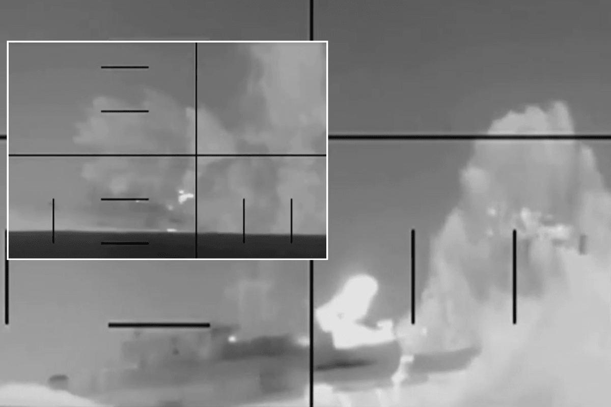 WATCH: US submarine torpedoes Iranian warship in 'quiet death' strike as dozens left stranded at sea