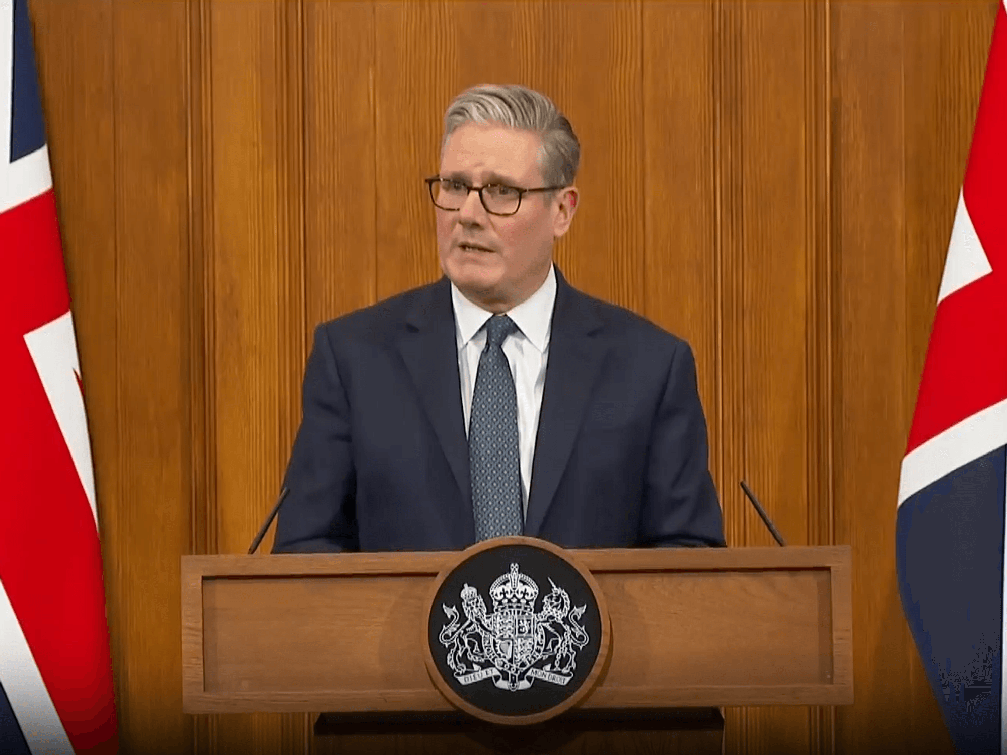 Iran LIVE: Keir Starmer updates nation on Middle East crisis as Britain issues urgent travel advi...