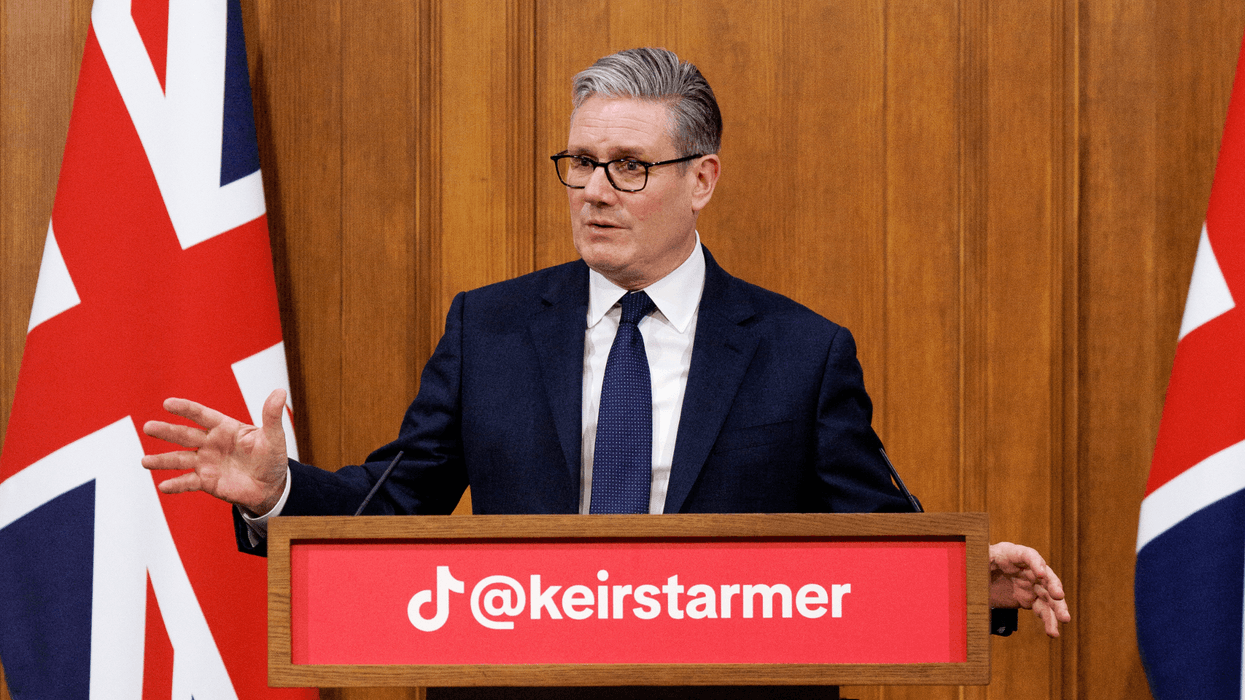 Keir Starmer's social media ban plans could be derailed as parents launch High Court challenge