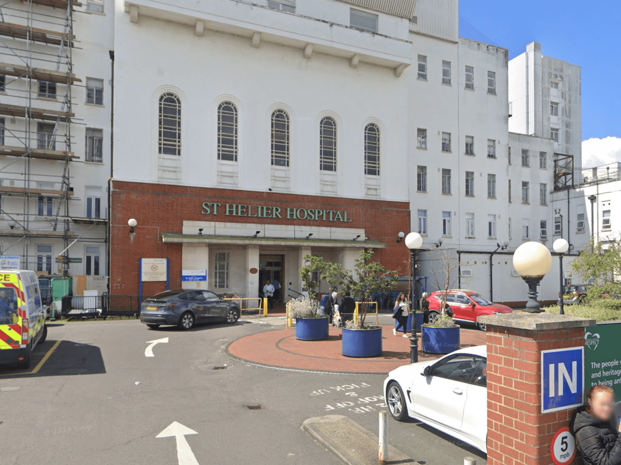 Hospital found to have broken law after withdrawing life-sustaining treatment and letting patient die