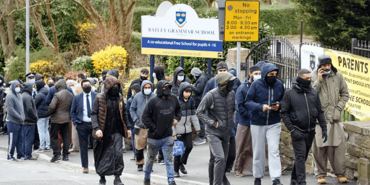 Labour now urged to intervene after its own councils ‘impose Islamic doctrine on schoolchildren’ Labour now urged to intervene after its own councils ‘impose Islamic doctrine on schoolchildren’