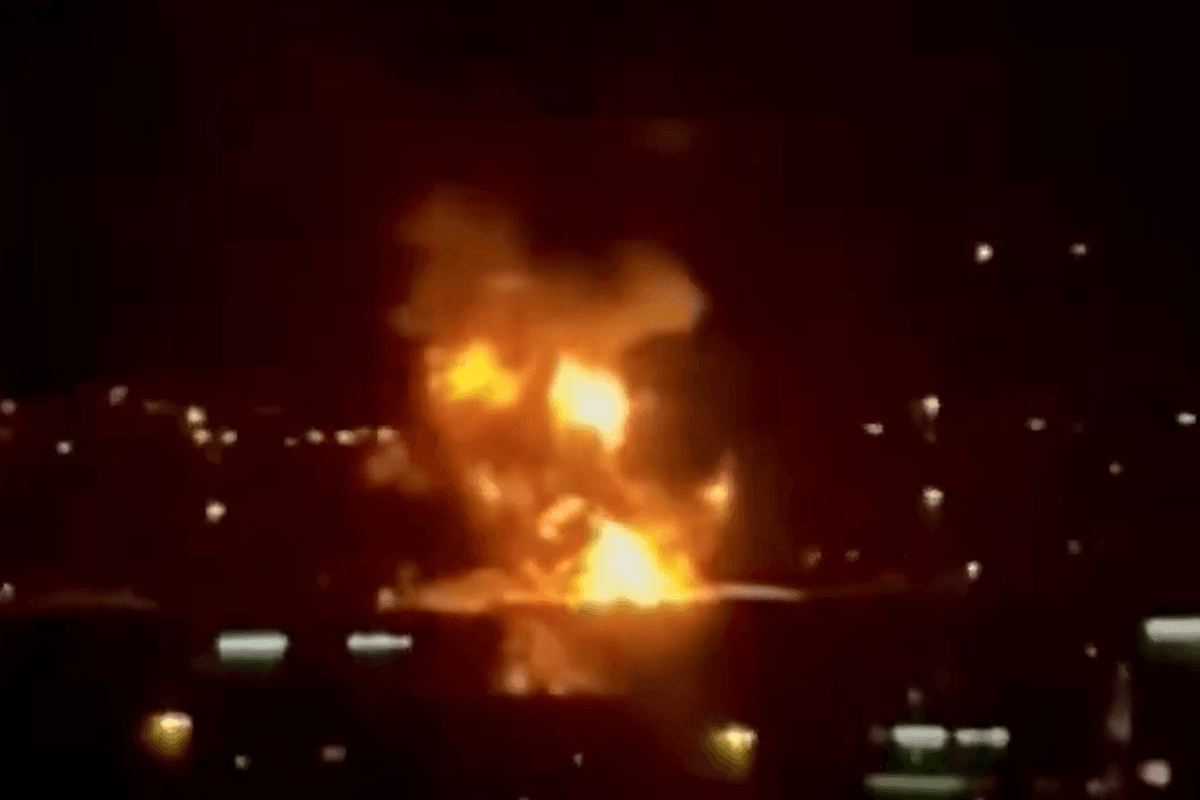 ALL flights suspended at Dubai Airport as huge fire erupts after Iranian drone attack - travellers issued urgent warning