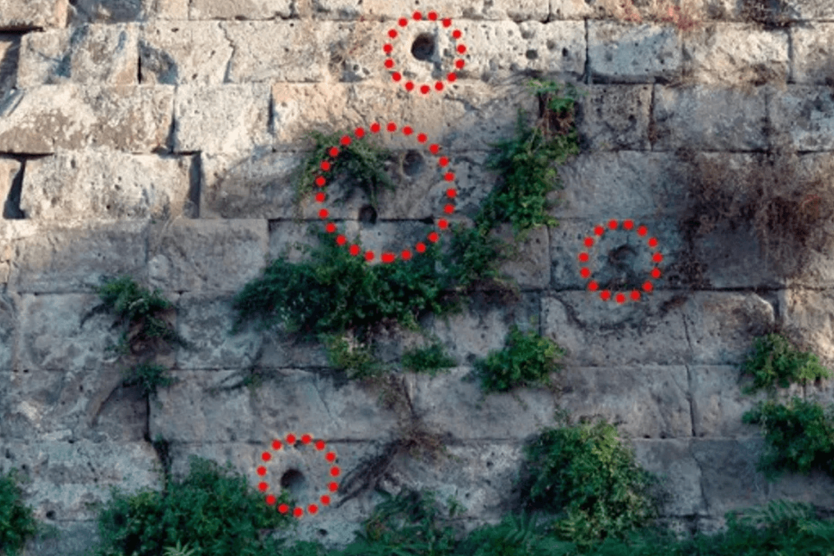 Researchers stunned after discovering Romans used ‘ancient machine gun’ to attack Pompeii 2,000 years ago